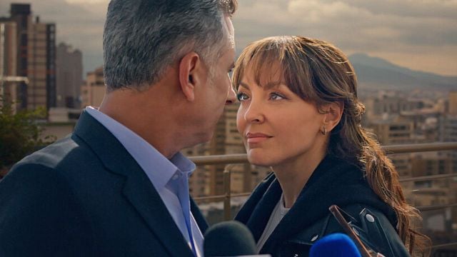 Imagem da notícia 2 temporadas e uma história eletrizante: O drama político da Netflix que não vai deixar você desgrudar os olhos da tela