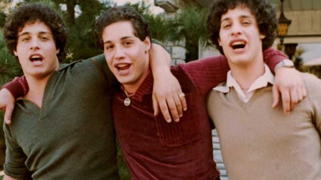 Trigêmeos foram separados ao nascer para um experimento: 19 anos depois, eles se encontraram na universidade por acaso
