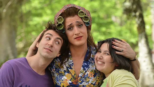 Imagem da notícia Sessão da Tarde hoje (14/02): Minha Mãe é uma Peça - O Filme celebra o legado de um dos maiores ícones da comédia brasileira
