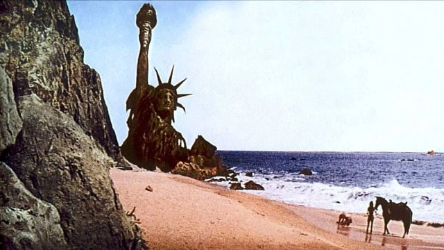 Imagem da notícia "Não compartilhávamos o mesmo ponto de vista": Há 29 anos, James Cameron queria dirigir o remake deste grande filme de ficção científica, mas as coisas não saíram como planejado