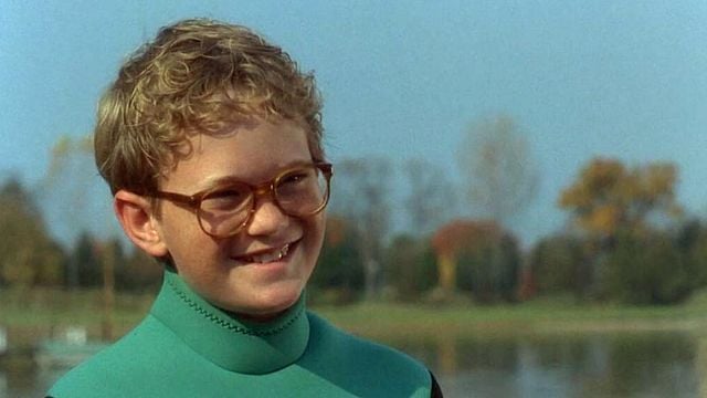 Imagem da notícia Ele fez sua estreia na televisão há 38 anos e hoje é um dos atores mais famosos do mundo: Você o reconhece?