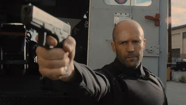 Infiltrado na Tela Quente hoje: Filme de ação com Jason Statham é considerado um dos maiores acertos do diretor Guy Ritchie