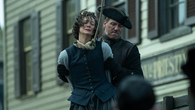 Imagem da notícia A Claire de Outlander tem dublê para cenas de ação? "Não me deixam", desabafa atriz