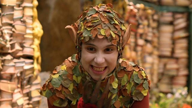 Imagem da notícia Assim fica difícil reconhecer esta atriz de Três Graças: Ela interpretou uma monstrinha, mas agora tem um dos papéis mais odiados