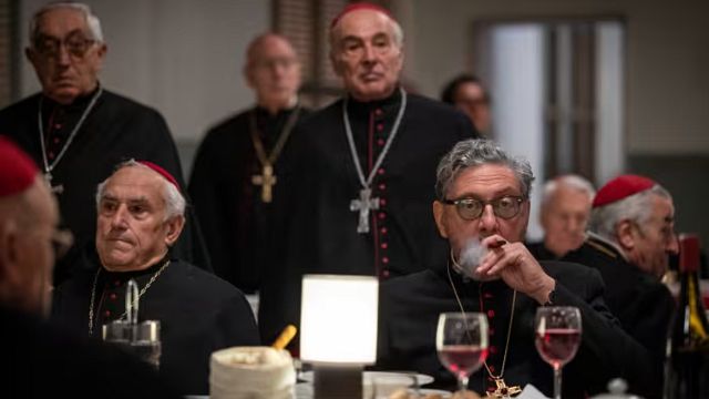Imagem da notícia "Nojento e anticatólico": Roteirista de Conclave responde à reação de conservadores ao filme vencedor do Globo de Ouro
