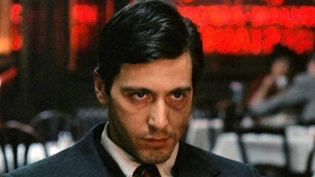 Imagem da notícia Harrison Ford deve seu papel mais icônico a Al Pacino: Ofereceram muito dinheiro a ele, mas recusou porque não entendia o roteiro