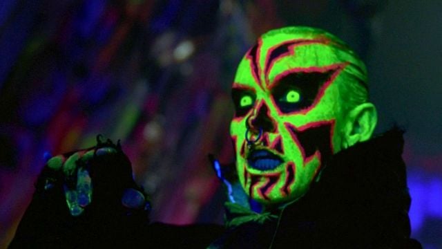 Imagem da notícia O diretor desistiu de defender o seu próprio filme: Esse fracasso da ficção científica destruiu uma franquia - que ficou adormecida por 10 anos