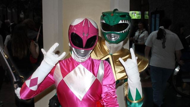 Ninguém no Brasil sabe, mas versão original de Power Rangers é BEM mais pesada