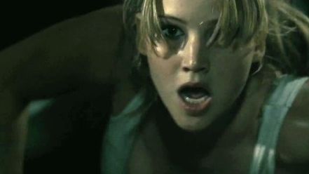 Imagem da notícia Jennifer Lawrence luta contra fantasmas no novo trailer de House at the End of the Street 