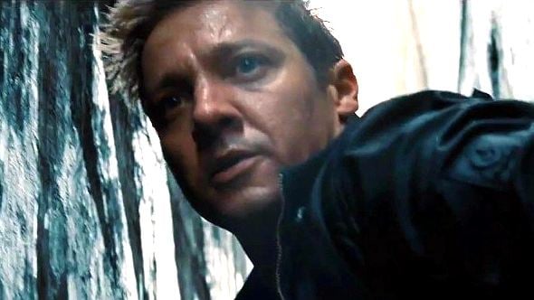 Novo vídeo de O Legado Bourne traz fuga frenética do herói pelos tetos da cidade