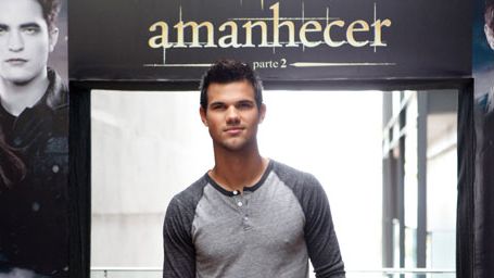 Imagem da notícia Taylor Lautner apresenta Amanhecer no Rio de Janeiro e diz que não sentirá falta de tirar a camisa