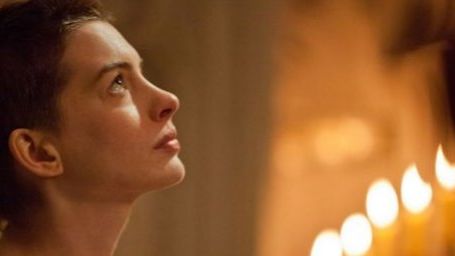 Imagem da notícia Os Miseráveis: novos vídeos com Hugh Jackman, Anne Hathaway e Russell Crowe