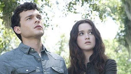 Imagem da notícia Confira o novo trailer legendado de Dezesseis Luas