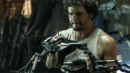 Imagem da notícia Primeiro trailer de Elysium destaca Matt Damon e Wagner Moura