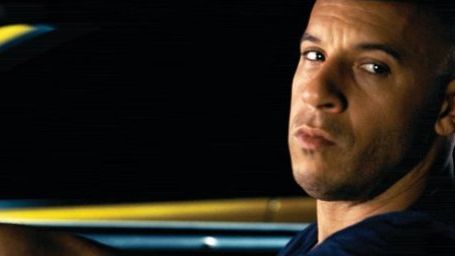 Imagem da notícia Agora é oficial: Velozes & Furiosos 7 será lançado em 2014