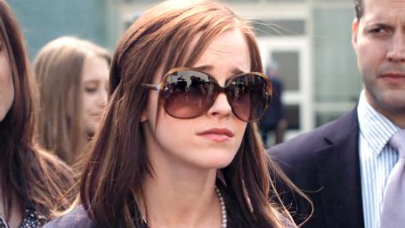 Imagem da notícia Emma Watson lidera a gangue de Hollywood no trailer legendado de Bling Ring