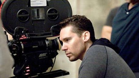 Imagem da notícia Bryan Singer fala sobre X-Men: Dias de um Futuro Esquecido em chat ao vivo