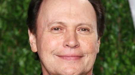 Imagem da notícia Billy Crystal e Josh Gad juntos na nova série The Comedians