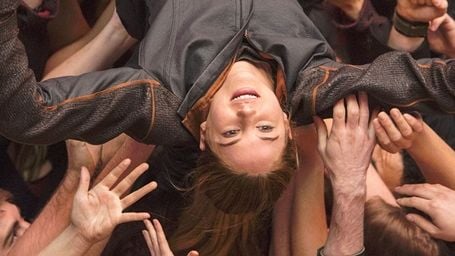 Imagem da notícia Convergente, último livro da franquia Divergente, será adaptado para o cinema em duas partes