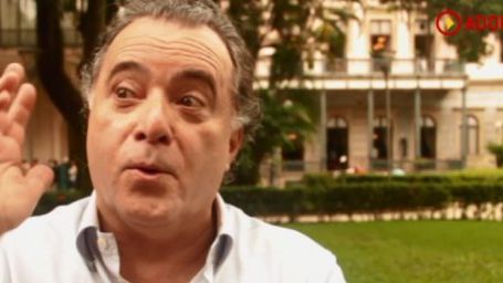 Imagem da notícia Exclusivo - Tony Ramos avisa: "Daniel Filho tem a história de Se Eu Fosse Você 3 e é muito boa"