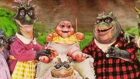 Imagem da notícia Família Dinossauros reestreia hoje na TV por assinatura