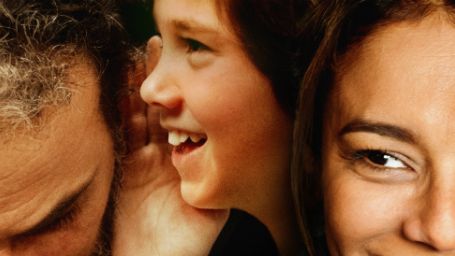 Imagem da notícia Exclusivo: Cartaz nacional do drama Os Amigos, com Dira Paes e Marco Ricca