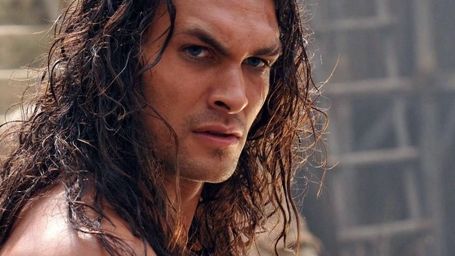 Imagem da notícia Jason Momoa confirma que será o Aquaman e diz que filme solo vai contar a origem do herói