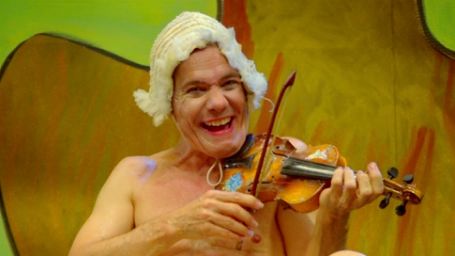 Imagem da notícia Exclusivo: Equipe canta e se diverte nos bastidores de Brincante