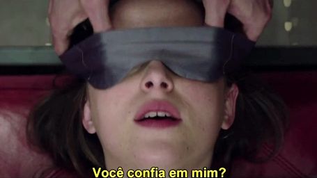Imagem da notícia Cinquenta Tons de Cinza ganha comercial de TV legendado: "O amor nem sempre é preto e branco"