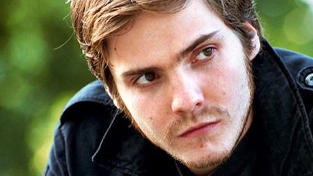 Imagem da notícia Daniel Brühl será um famoso vilão dos quadrinhos em Capitão América 3 - Guerra Civil