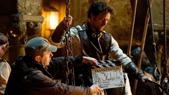 Imagem da notícia Divulgadas as primeiras imagens de James McAvoy e Daniel Radcliffe em Frankenstein