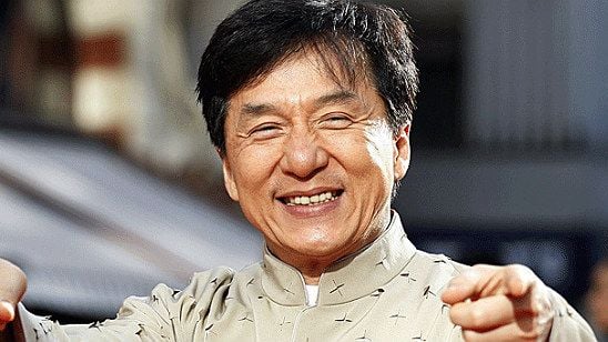 Imagem da notícia Jackie Chan levanta prêmio de incentivo ao cinema chinês no Festival de Cannes