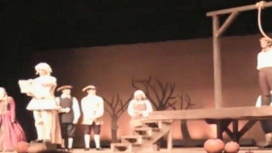 Imagem da notícia Vídeo do terror A Forca revela como Charlie morreu