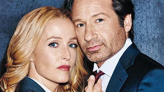 Arquivo X: Mulder e Scully estampam capa de revista