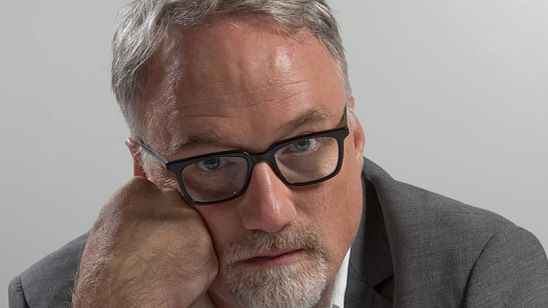 Imagem da notícia HBO confirma pausa na produção da série cômica de David Fincher e Utopia, outro projeto do diretor, está na corda bamba