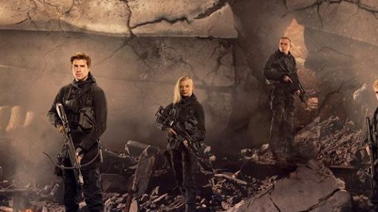 Imagem da notícia Snow está caído em novo pôster de Jogos Vorazes: A Esperança - O Final