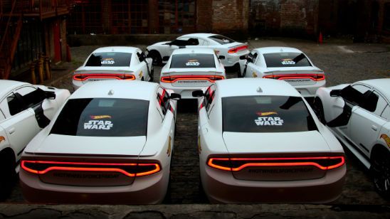 Imagem da notícia Uber transforma carros nos Stormtroopers de Star Wars - O Despertar da Força