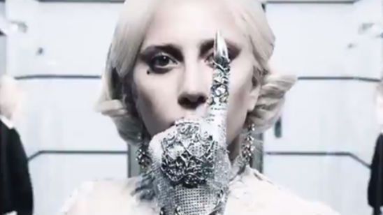 Lady Gaga é a estrela de novo teaser de American Horror Story: Hotel