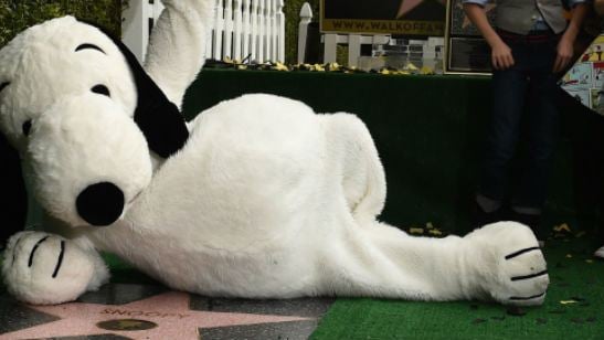 Snoopy ganha estrela na calçada da fama