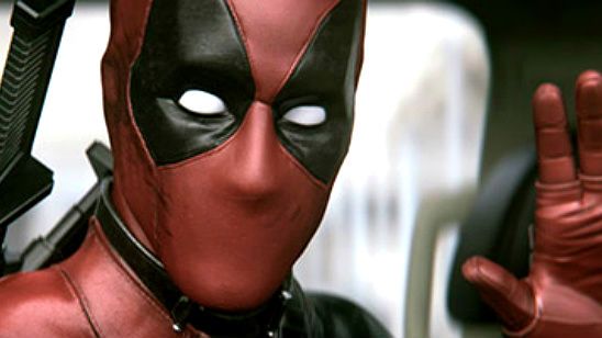 Imagem da notícia Deadpool divide espaço com peru na ceia de Thanksgiving 