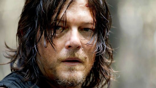 Imagem da notícia The Walking Dead: Norman Reedus é mordido por fã!