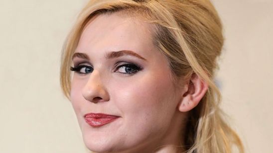 Imagem da notícia Abigail Breslin vai estrelar remake televisivo de Dirty Dancing