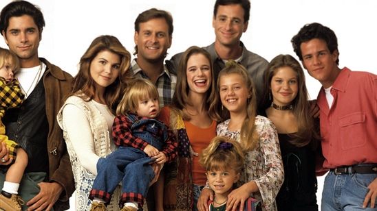Imagem da notícia Teaser de Fuller House ganha nova versão a la Corrente do Mal