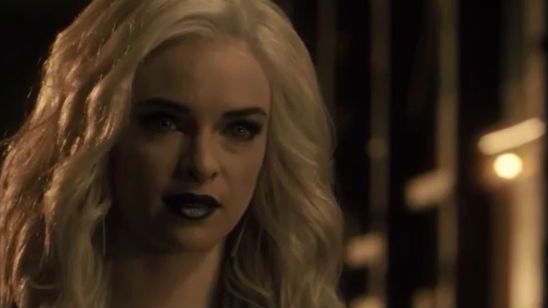 Imagem da notícia Nevasca e Flash Reverso dão as caras em novo teaser de The Flash