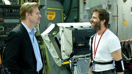 Imagem da notícia Zack Snyder diz ter pedido a benção de Christopher Nolan antes de dirigir Batman Vs Superman