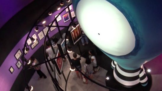 Imagem da notícia Exclusivo: Embarque em uma visita guiada pela exposição O Mundo de Tim Burton