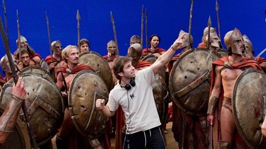 Imagem da notícia Zack Snyder pensa em rodar "sequências" de 300 para além da Grécia Antiga