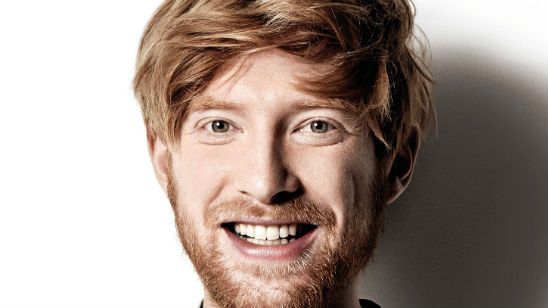 Imagem da notícia Domhnall Gleeson pode viver o criador do Ursinho Pooh nas telonas