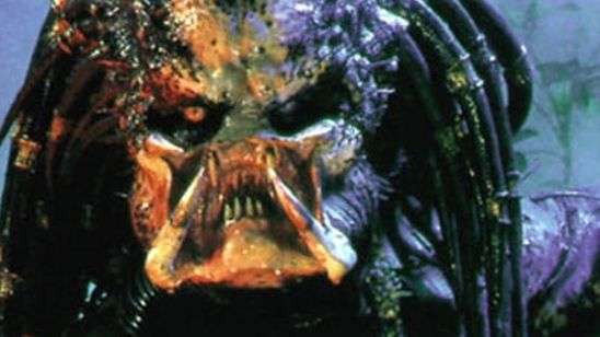 Imagem da notícia Predador: Diretor diz que novo filme será ambientado nos dias atuais e desconversa sobre retorno de Schwarzenegger