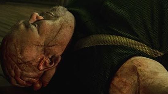 Imagem da notícia Anjo nocauteia Blob em nova imagem de X-Men: Apocalypse